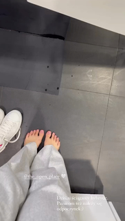 Paulina Sykut feet photo thumbnail