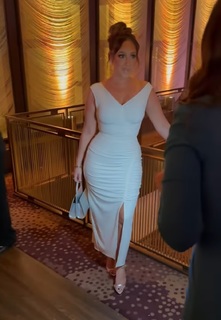 Adrienne Houghton feet photo thumbnail