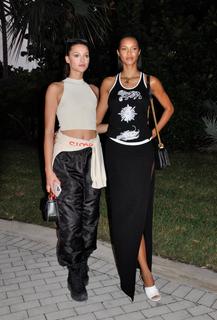 Lais Ribeiro feet photo thumbnail