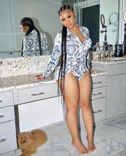 Ari Fletcher feet photo 3