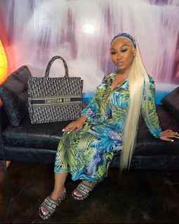 Ari Fletcher feet photo 4