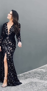 Laura González feet photo thumbnail