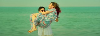 Taapsee Pannu feet photo thumbnail