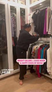 Tia Mowry feet photo thumbnail