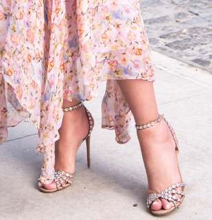 Nicky Rothschild feet photo thumbnail