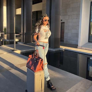 Haifa Wehbe feet photo thumbnail
