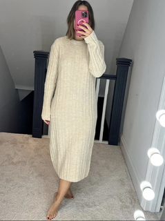 Frankie Bridge feet photo thumbnail