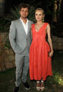 Diane Kruger feet photo thumbnail