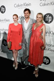 Diane Kruger feet photo thumbnail