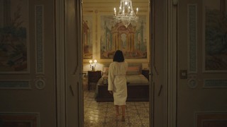 Aubrey Plaza feet photo thumbnail