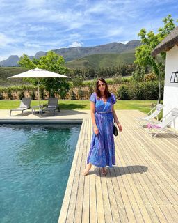 Lisa Snowdon feet photo thumbnail