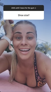 Paige VanZant feet photo thumbnail