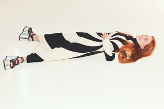 Jessica Chastain feet photo thumbnail