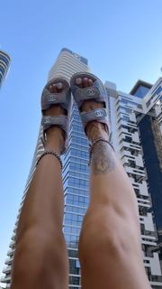Victoria Waldrip feet photo thumbnail