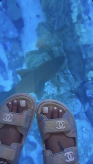 Victoria Waldrip feet photo thumbnail