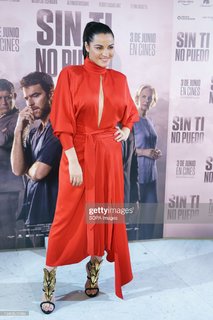 Maite Perroni feet photo thumbnail