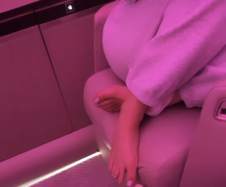 Kylie Jenner feet photo thumbnail