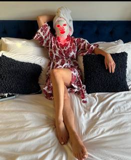 Lisa Snowdon feet photo thumbnail
