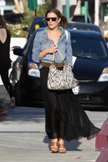 LeAnn Rimes feet photo thumbnail