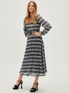 Millie Mackintosh feet photo thumbnail