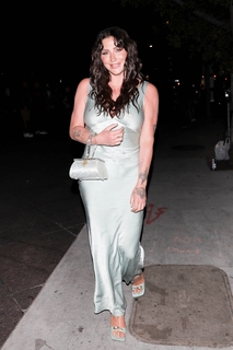 Kesha feet photo thumbnail