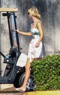 Ivanka Trump feet photo thumbnail