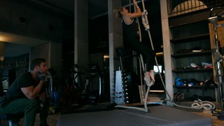 Elsa Pataky feet photo thumbnail