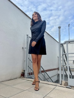 Caterina Balivo feet photo thumbnail