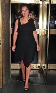 Mariska Hargitay feet photo thumbnail