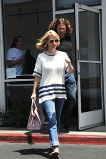 January Jones feet photo thumbnail