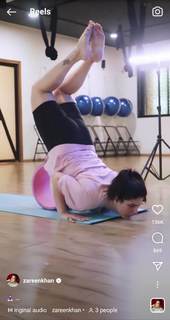 Zareen Khan feet photo thumbnail