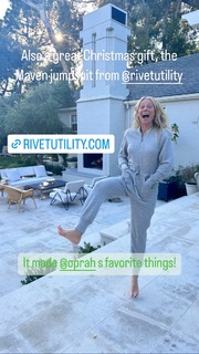 Gwyneth Paltrow feet photo thumbnail