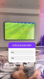 Juliana Salimeni feet photo thumbnail