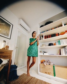 Zaira Nara feet photo thumbnail