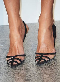 Queen Letizia of Spain feet photo thumbnail