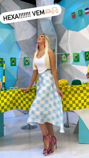 Renata Fan feet photo thumbnail