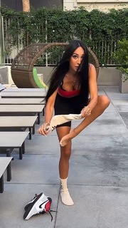 Scarlet Vas feet photo thumbnail