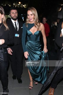 Amanda Holden feet photo thumbnail