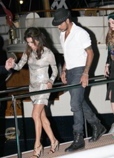 Eva Longoria feet photo thumbnail