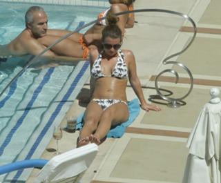 Coleen Rooney feet photo thumbnail