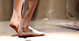 Joss Stone feet photo thumbnail