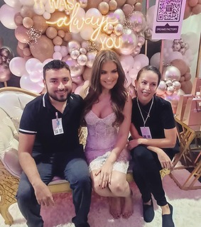 Vanessa Claudio feet photo thumbnail