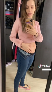Yoseline Hoffman feet photo thumbnail