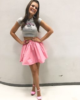 Vanessa Claudio feet photo thumbnail