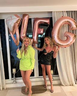Kristin Cavallari feet photo thumbnail