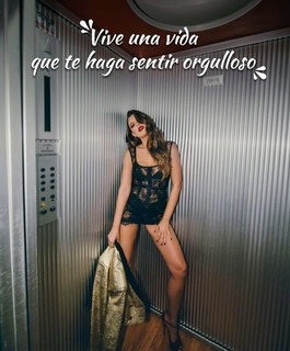 Vanessa Claudio feet photo thumbnail