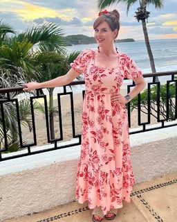 Sara Rue feet photo 2