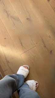 Daniella Monet feet photo thumbnail