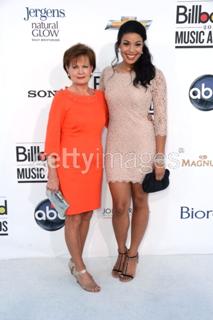 Jordin Sparks feet photo thumbnail