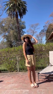 Zaira Nara feet photo thumbnail